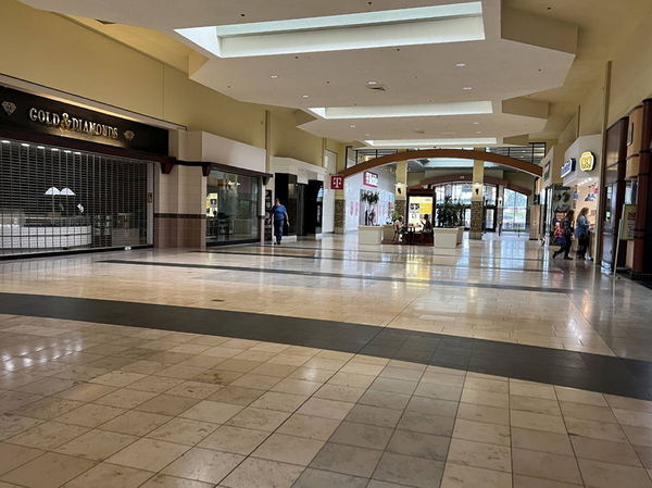 Lansing Mall - Aug 13 2022 (newer photo)